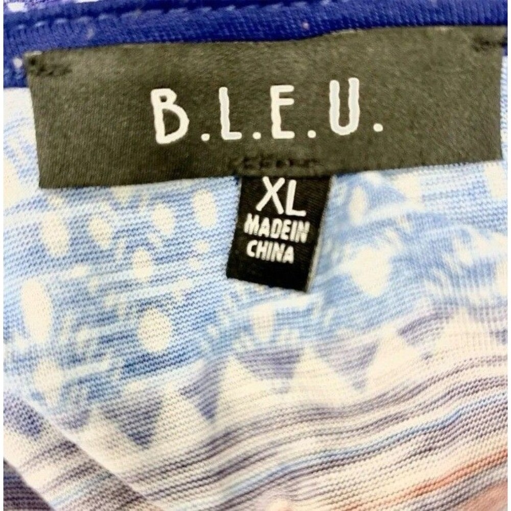 B.L.E.U. Women XL Patriotic Top Red White Blue Studded V-Neck Oversize Americana - Picture 6 of 7